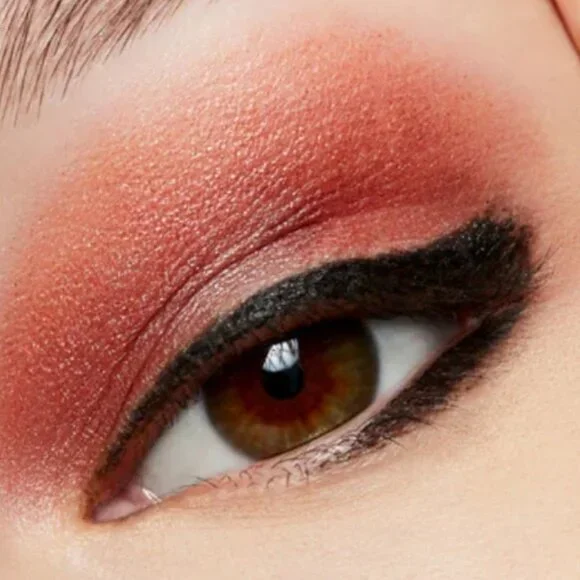 MAC Bougie Pro Longwear Paint Pot - Picture 6 of 11